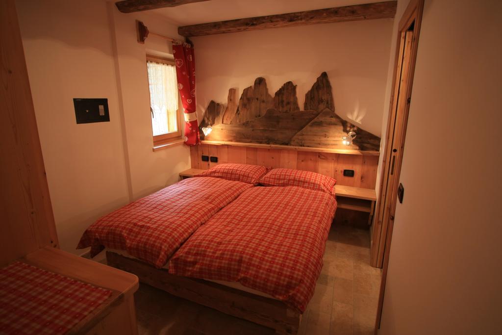 Chalet Pian Campitello di Fassa Zewnętrze zdjęcie